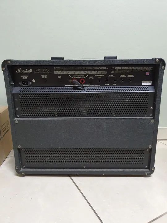 Amplificador Marshall JCM 2000 DSL 40W - Foto 2