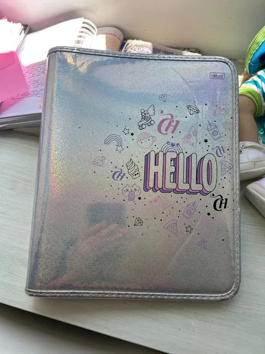 Caderno Fichário Holográfico Capricho