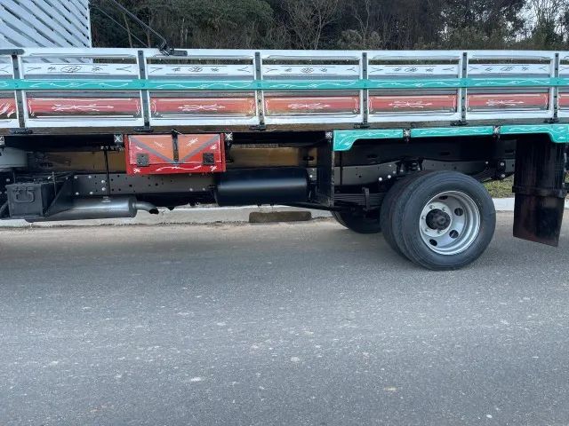 Merceds-benz 710 plus  - Foto 2