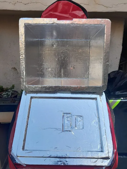Bag Bolsão para motoboy com isopor laminado 45 litros R$140,00