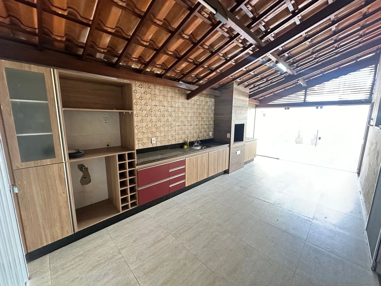 Vendo Ótima Casa com 4 quartos no Iporanga