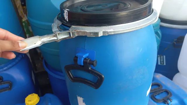 Bombona 40 litros com lacre e alça - Foto 2