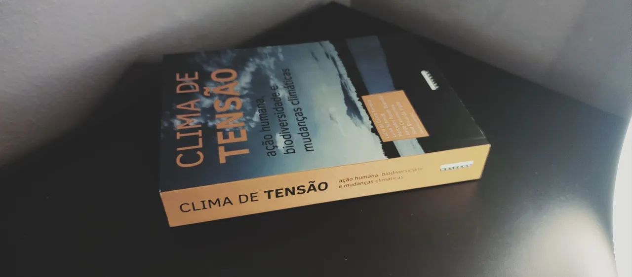 Livro: Clima De Tensão: Ação Humana, Biodiversidade e Mudanças Climáticas. - Foto 2