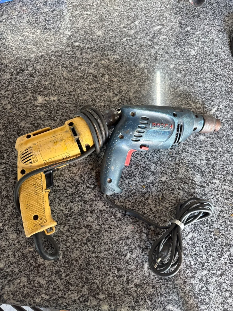 Furadeiras Bosch e Dewalt