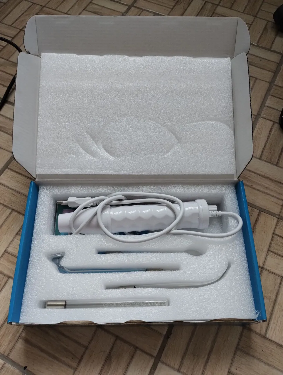 Aparelho de Alta Frequência para Tratamentos de Pele