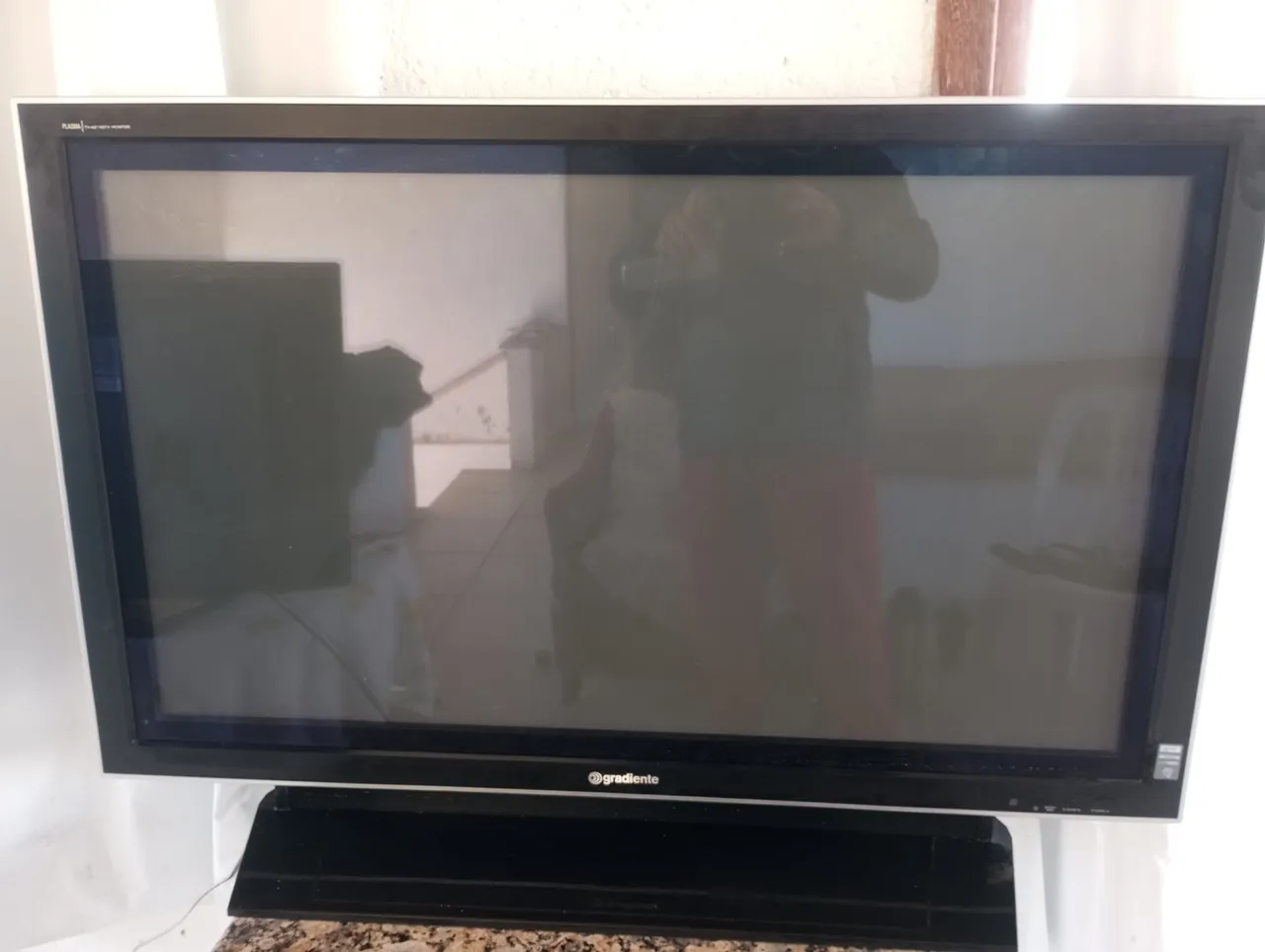 TV Gradiente Plasma 42 Polegadas