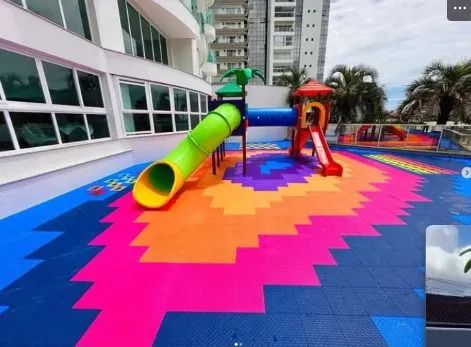 Piso para playground, academias, áreas de piscina, quadras poliesportiva, lojas de carros - Foto 2