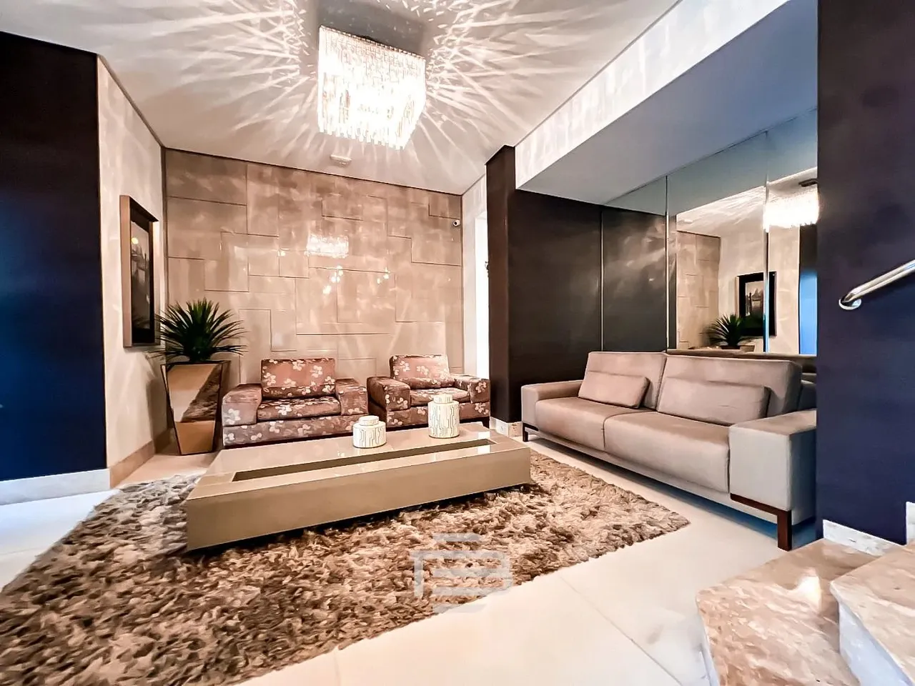 3 suites com 2 vagas