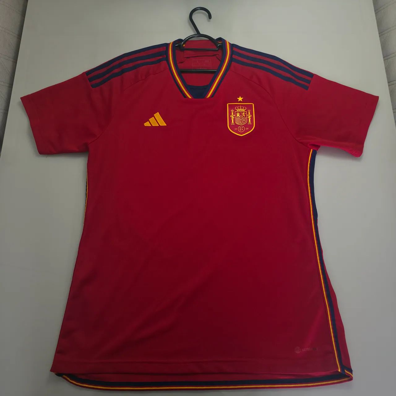 Camisa Seleção da Espanha 2022 Adidas Original (seminova) - Foto 4