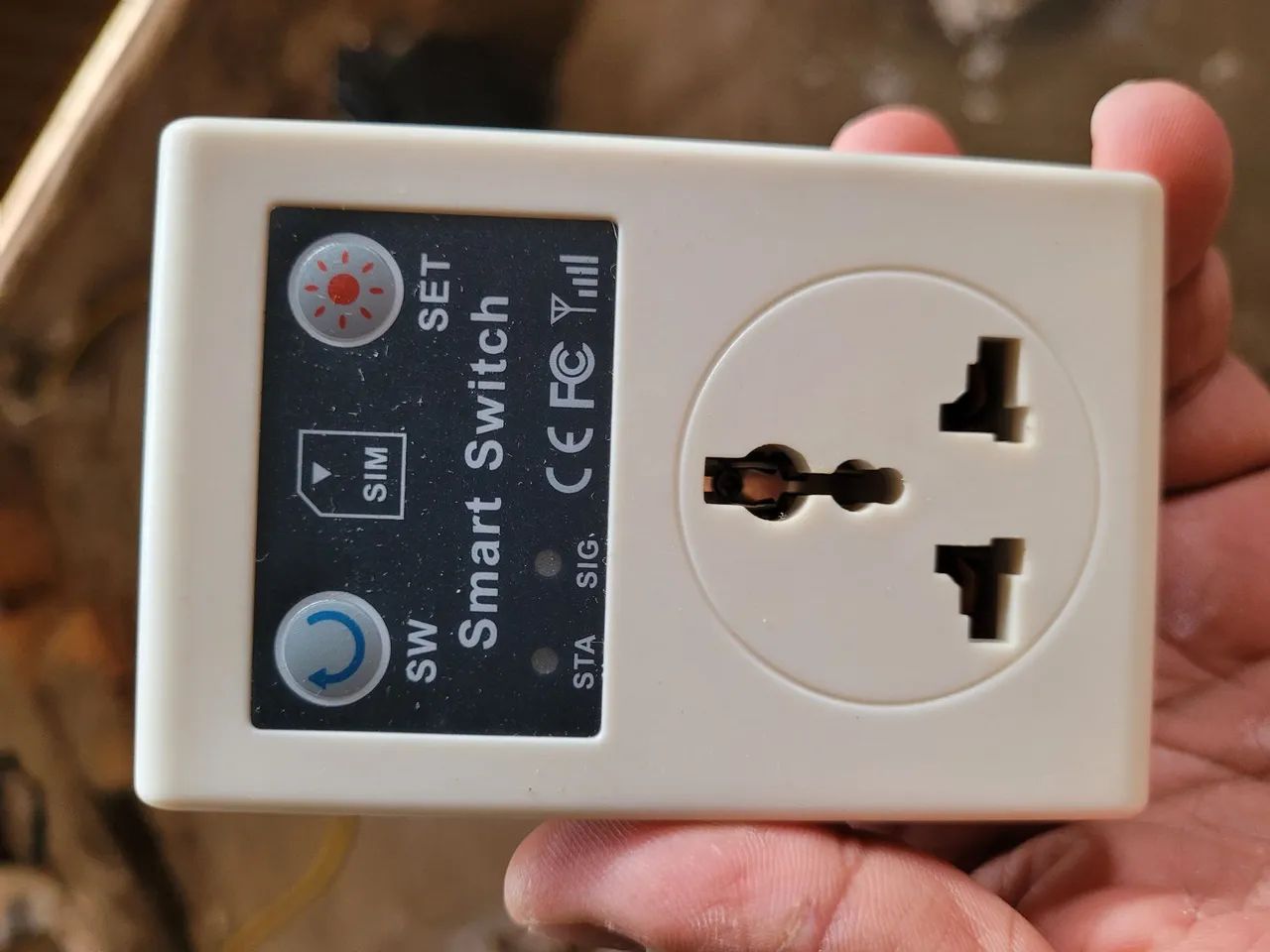 Tomada inteligente 10A com controle remoto GSM para smartphone - Foto 3