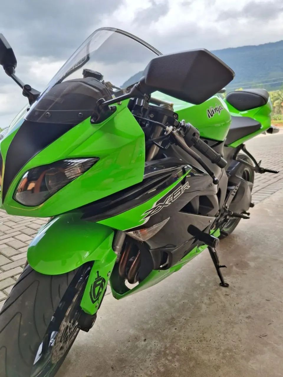 Kawasaki Zx-6r 600cc 2012 - 1455106403 | OLX