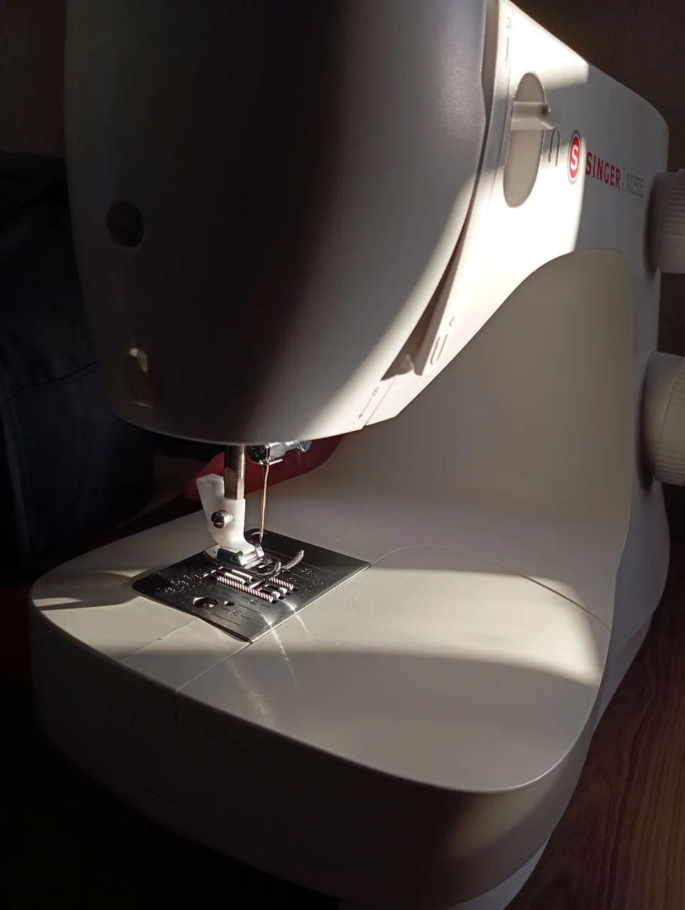 Máquina de costura 64573481750659121