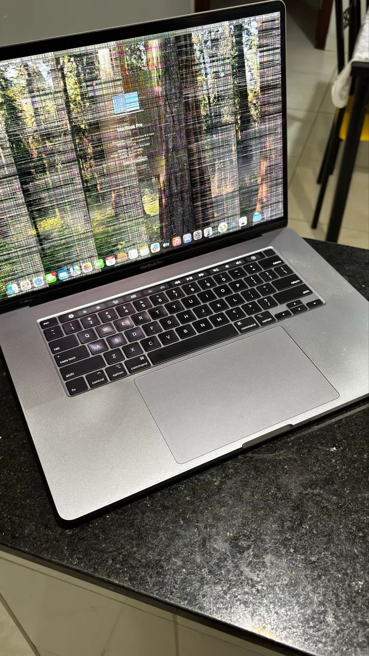 MacBook Pro 16 2019 i9 1tb 16gb LEIA!! - Notebooks - Terra Nova