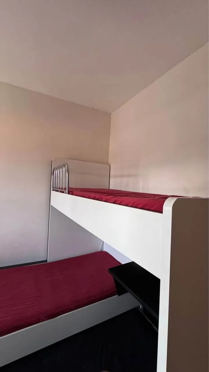 Functional triple-decker bed in good condition.64985860014978122