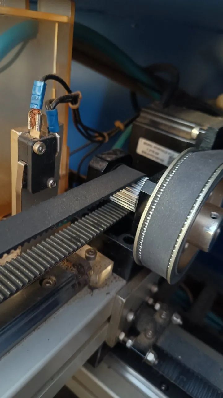 CNC Laser 1300w com fonte de 1500w menos de 100 horas de uso - 1500 X 1300mm. +nova do OLX - Foto 4