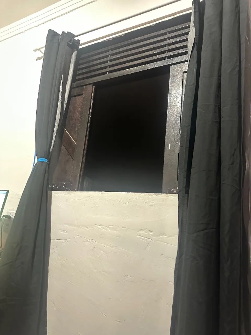 Window for environments64286407073154121