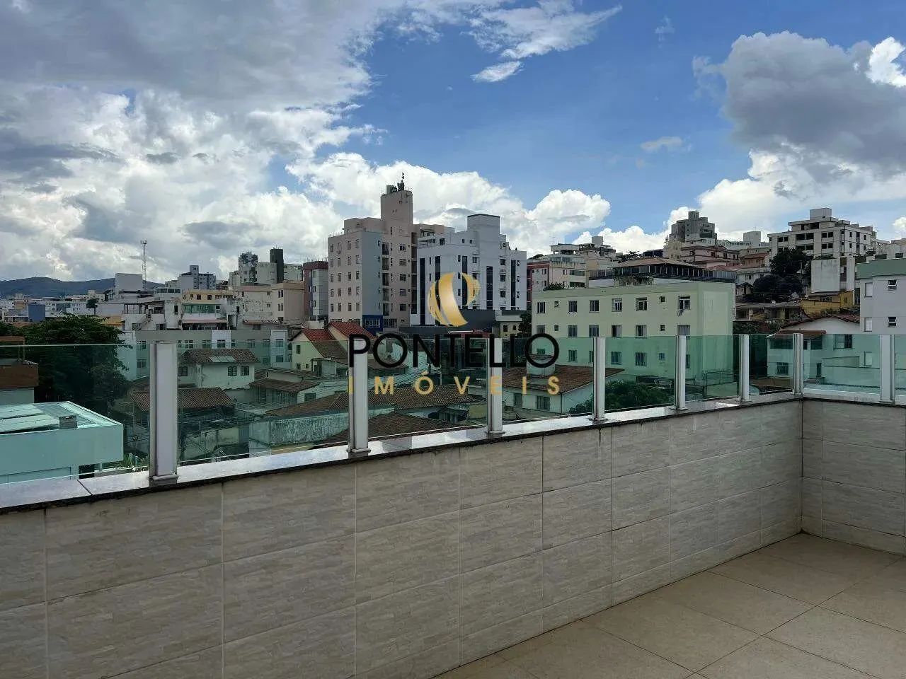 Cobertura Duplex de 162m², 3 quartos sendo 1 suíte, terraço coberto e descoberto e 3 vagas - Foto 2