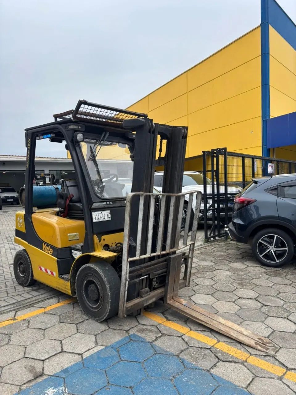 Empilhadeira GLP Yale 50vx Ano 2015