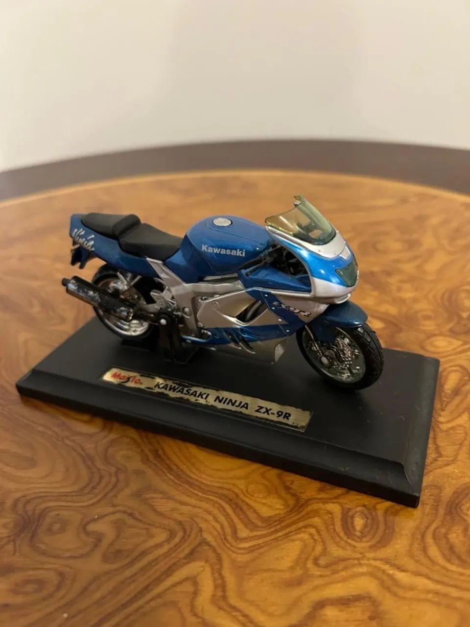 Miniatura Kawasaki Ninja ZX-9R, Maisto - Hobbies e coleções