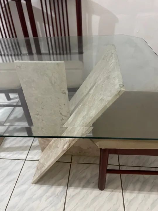 Mesa 6 cadeiras tampo de vidro e base mármore  - Foto 2