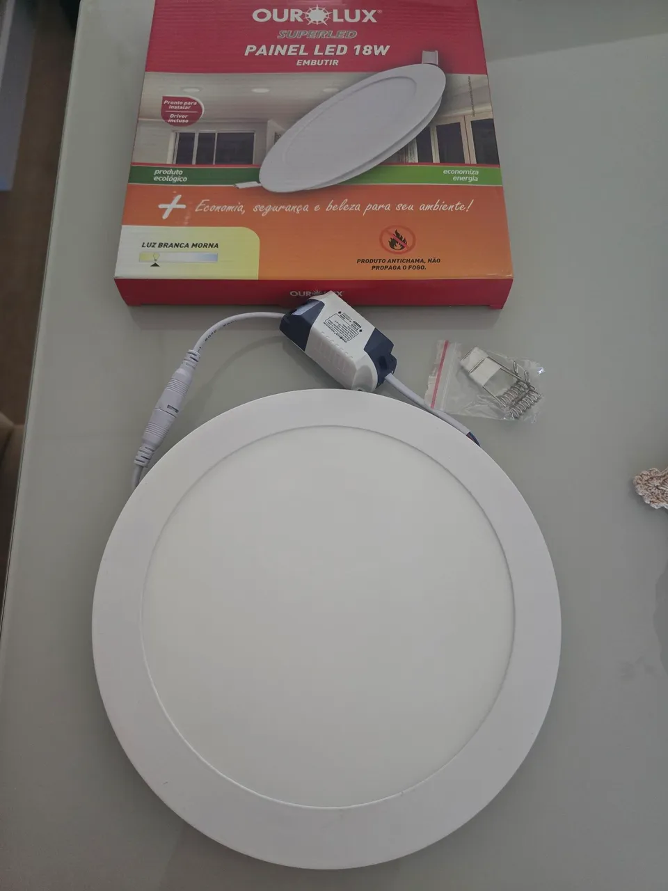 Painel LED 18W Embutir - Iluminação Econômica e Eficiente! (12 unidades novas)