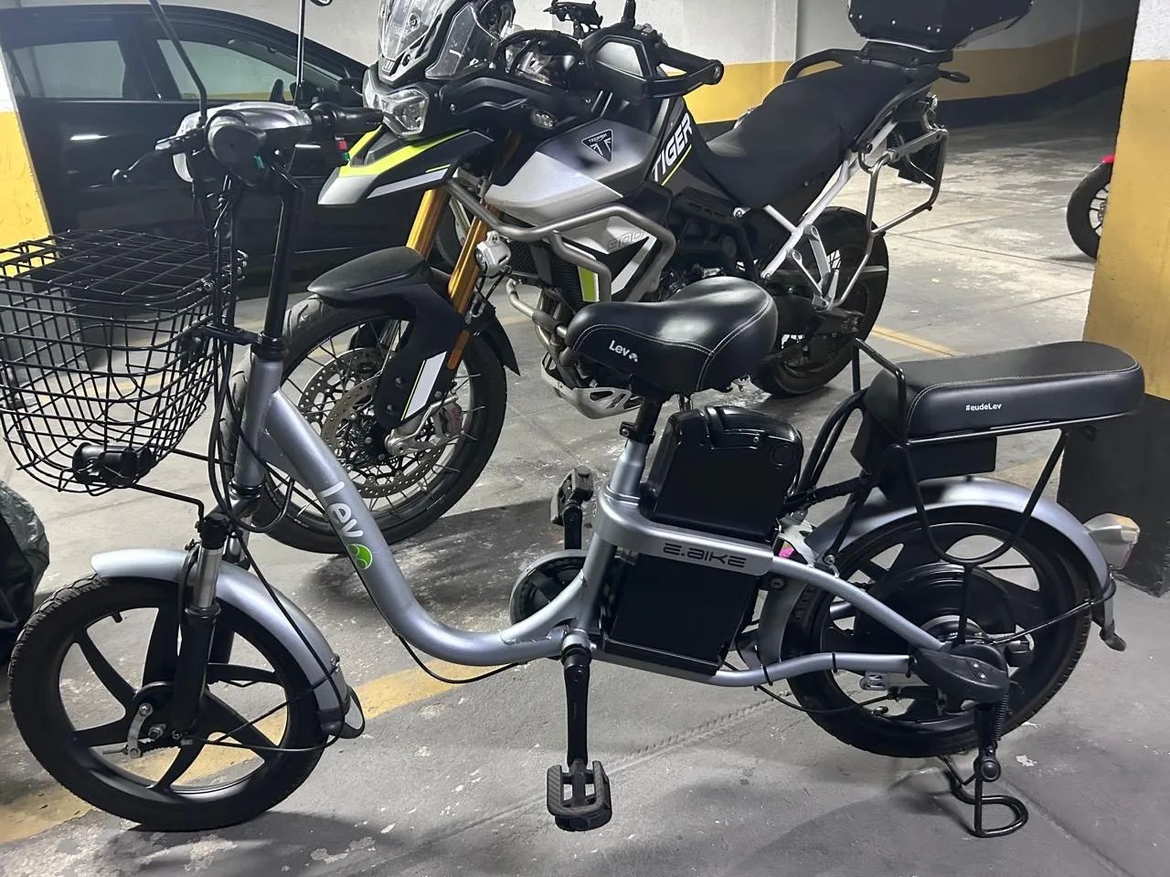 Bicicleta Elétrica Lev E-Bike