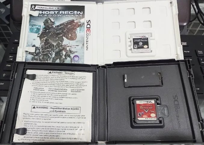 Lote 5 x Jogos New Super Mario Bros 2, LEGO Batman 3, Street Fighter 4, Cars, Tom Clancy's - Foto 6