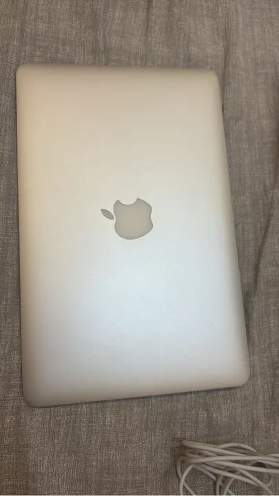 MacBook Air 11 polegadas, Ano 2015, Intel Core i5, SSD 128 GB - Foto 6