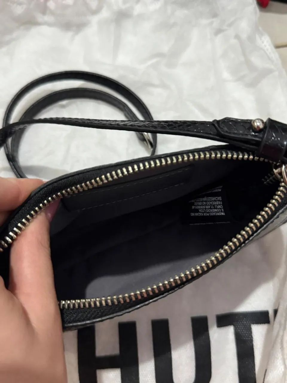 Vendo uma bolsa usando apenas uma única vez valor 400,00 - Foto 5