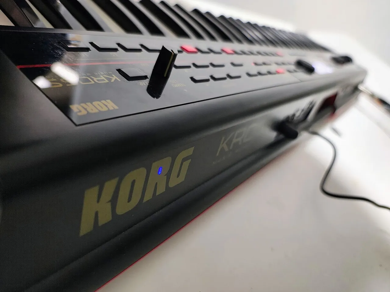 Teclado Korg Kross 61 excelente sintetizador
