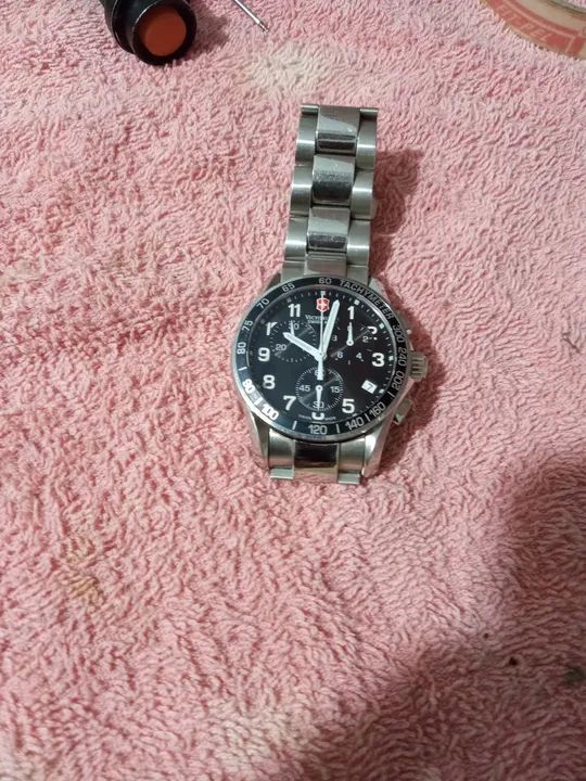 Relógio vitorinox suíço em ótimo estado vidro de safira - Foto 4