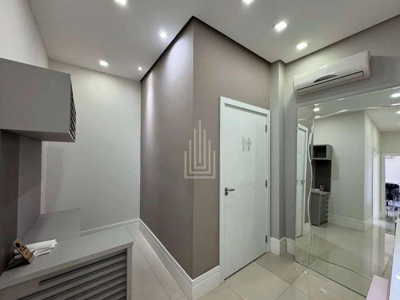 Sala para locação no Edificio Ceasar Tower em Foz do Iguaçu.