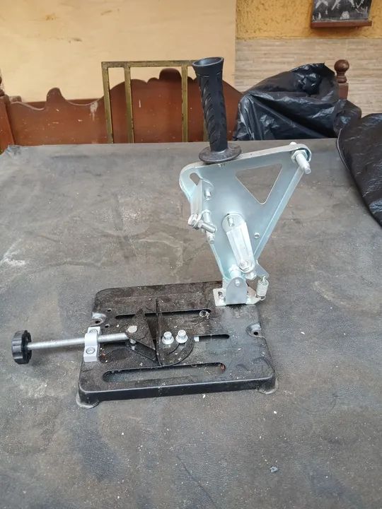 Suporte para esmerilhadeira