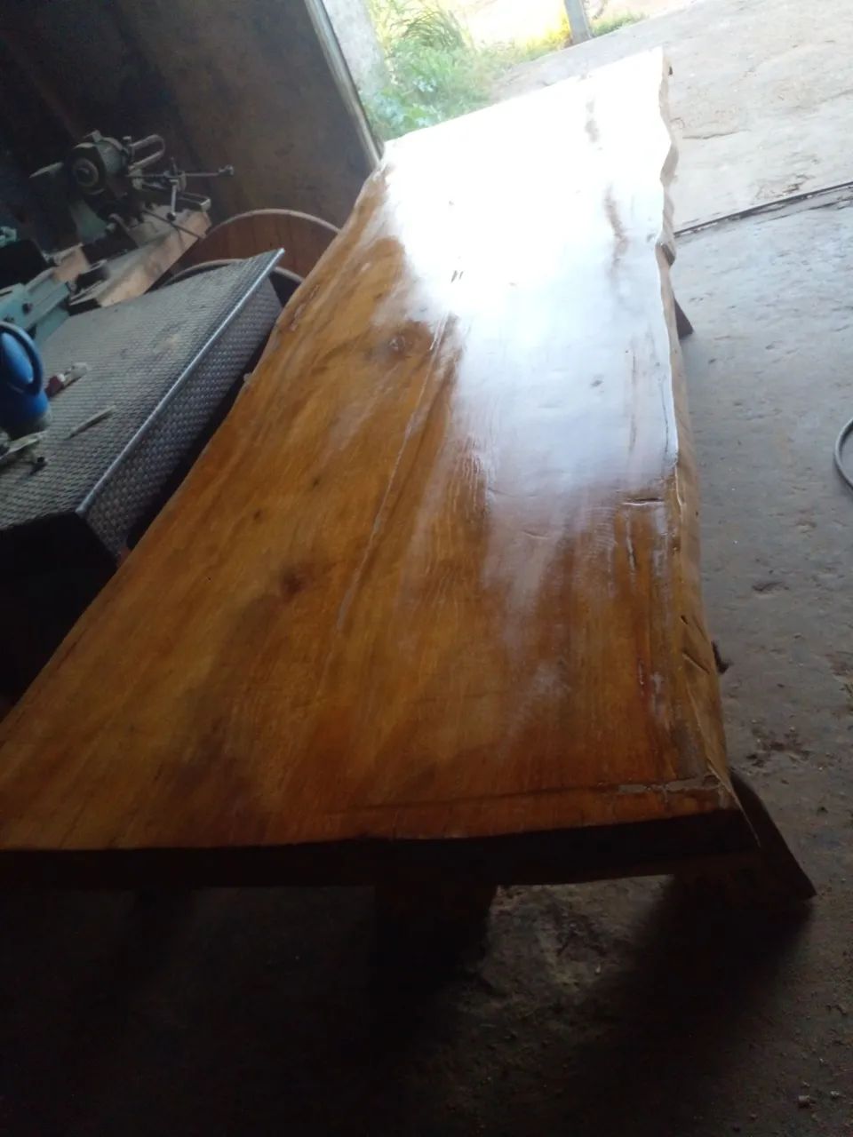 Mesa de madeira rústica