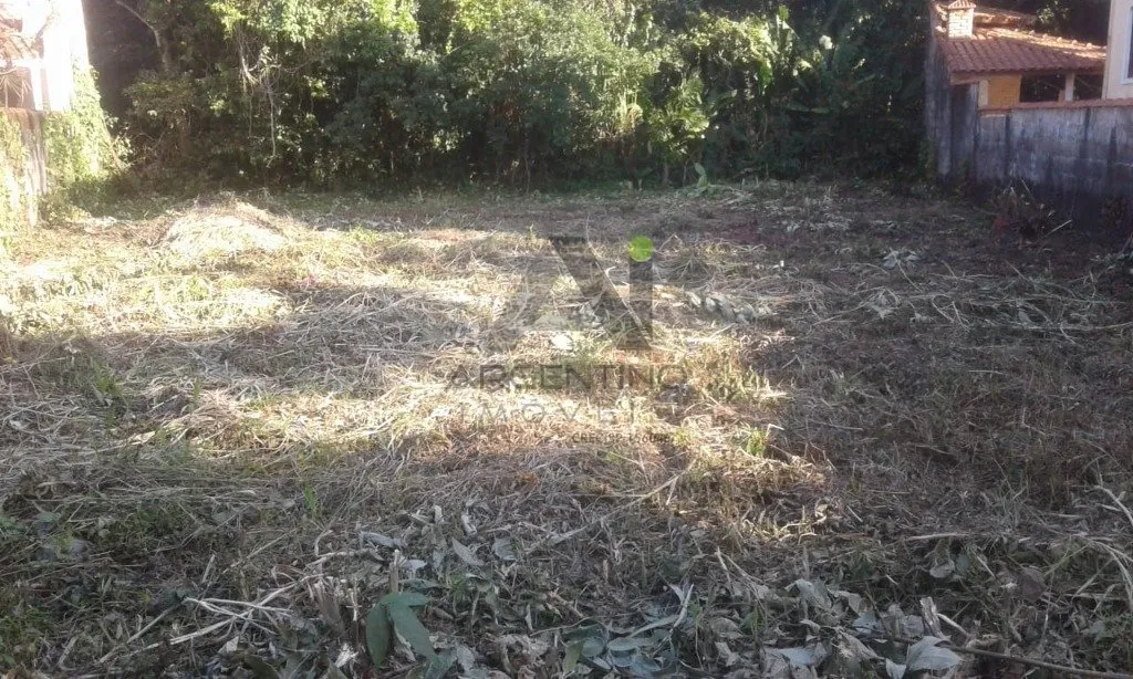 Terreno à venda no condomínio Costa do Sol