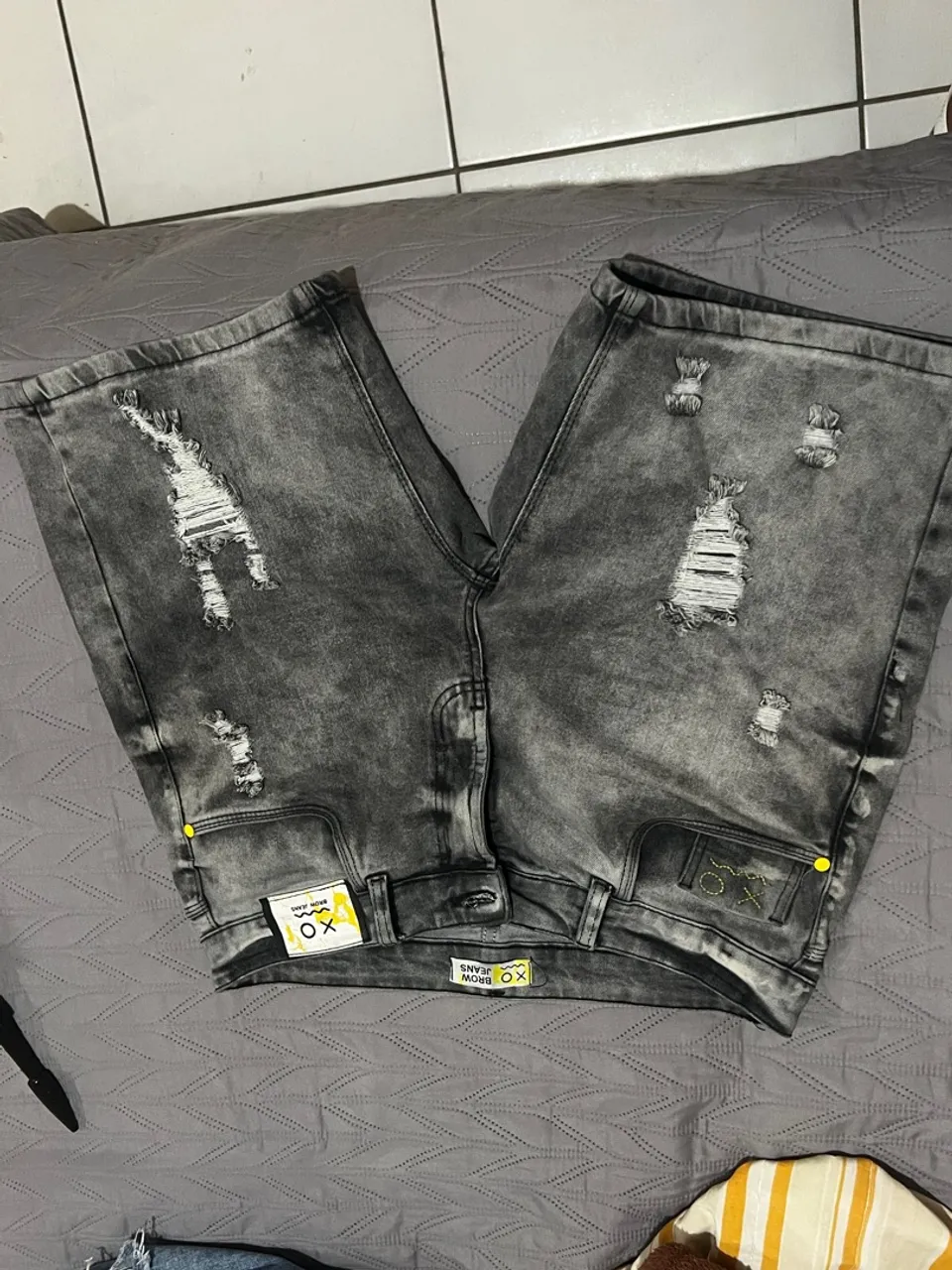 Shorts jogador Jeans Destroyed Cinza XO