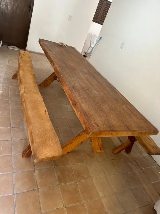 Mesa de Jantar de Madeira Rústica - Foto 2