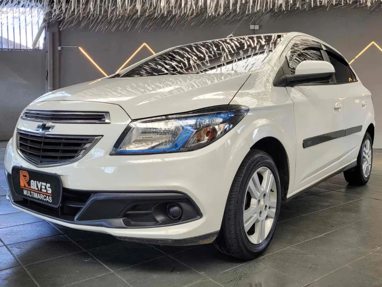 Chevrolet Onix 2013 1.4 mpfi lt 8v flex 4p manual - Foto 3