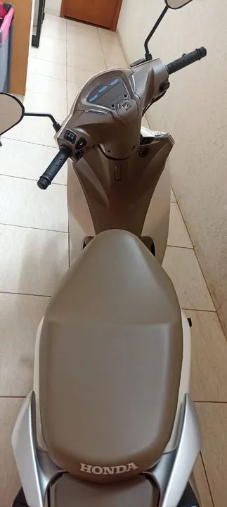 Honda Biz 125 - impecável!