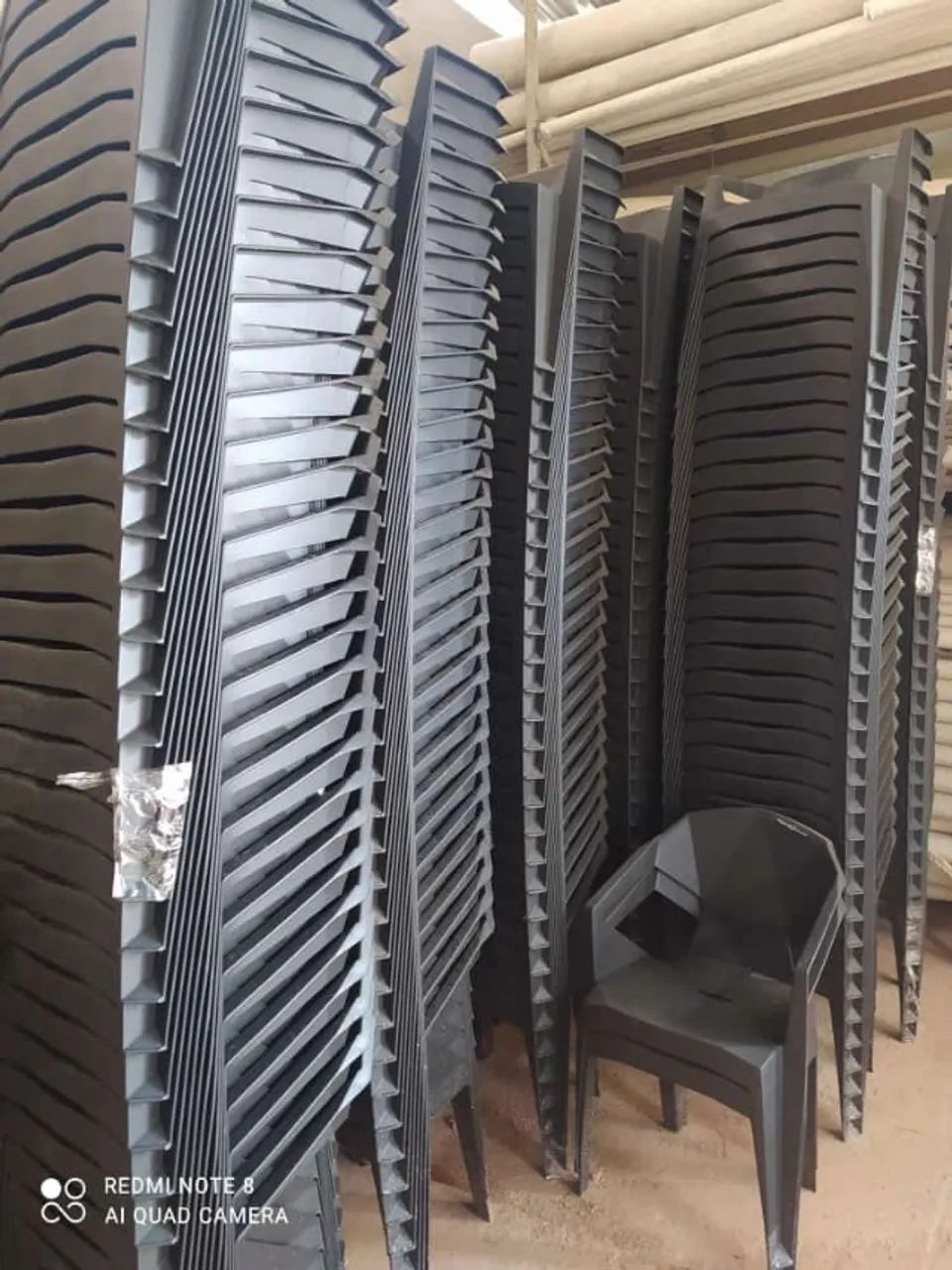 Cadeiras plásticas preço especial atacado