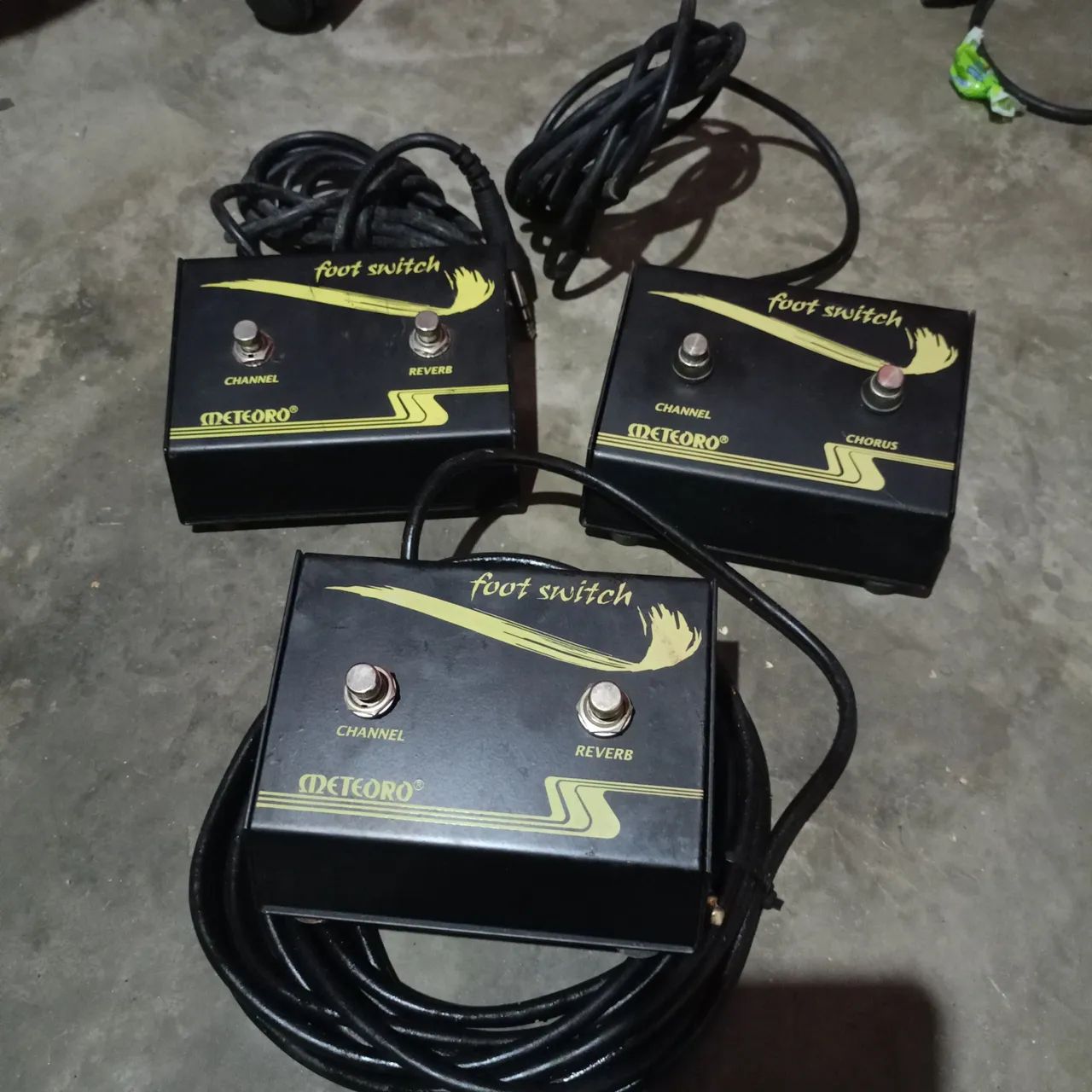 Foot switch semi novo 