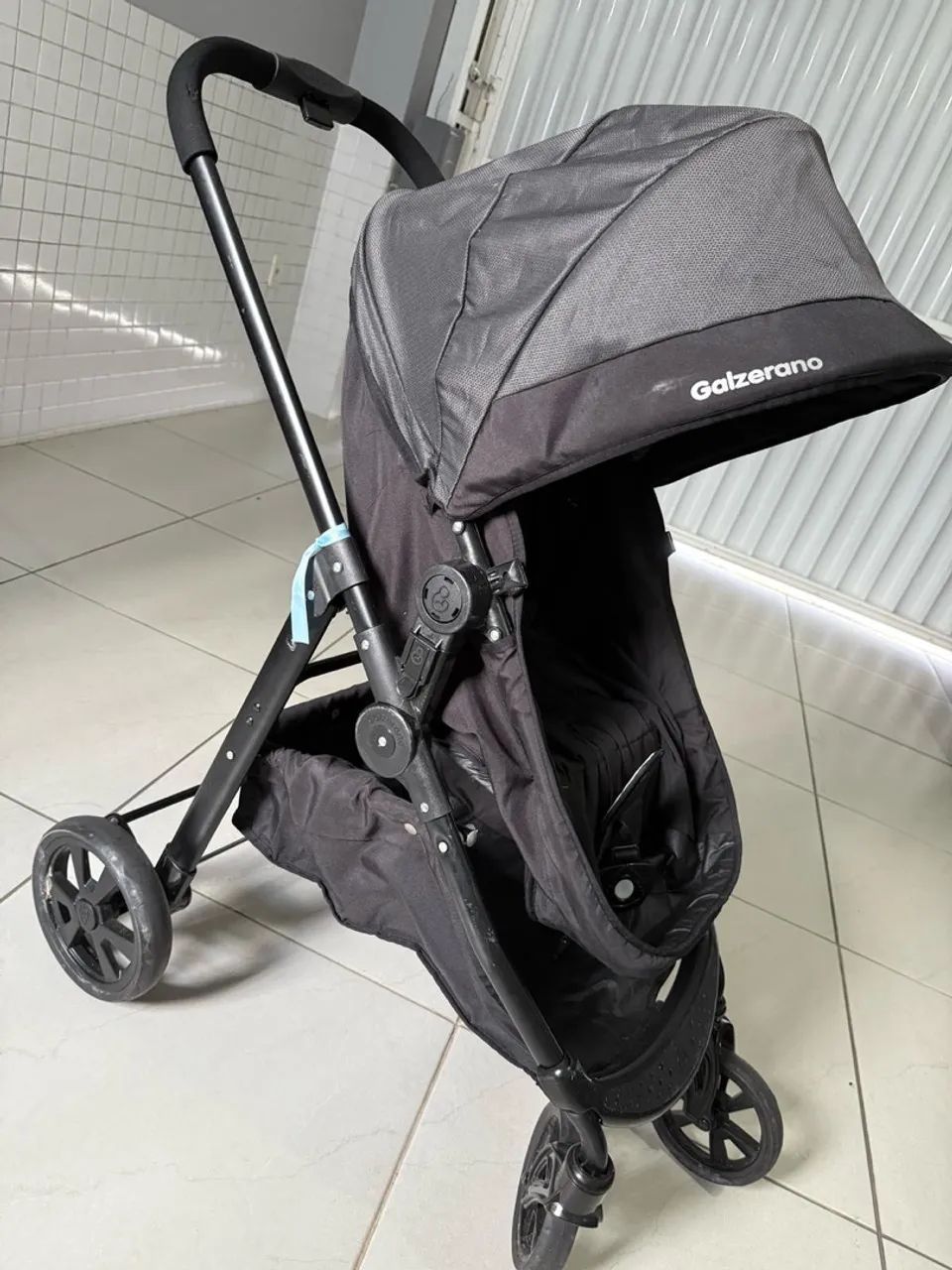 Carrinho de Bebê - Prático e Confortável - Foto 2