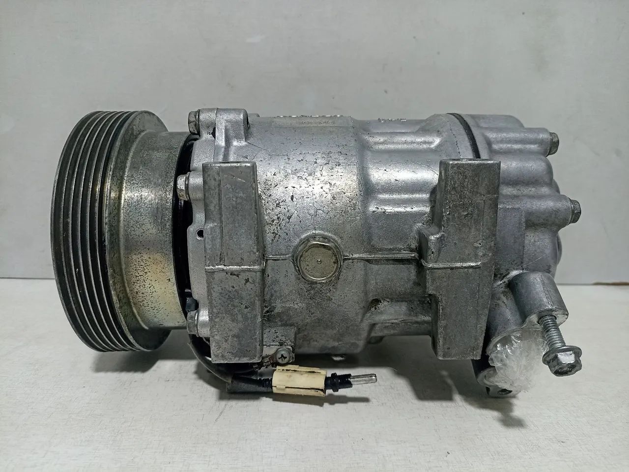Compressor do Ar Condicionado Renault Duster Sandero Logan Clio 1.6 8v 16v Sanden SD7V16 - Foto 2