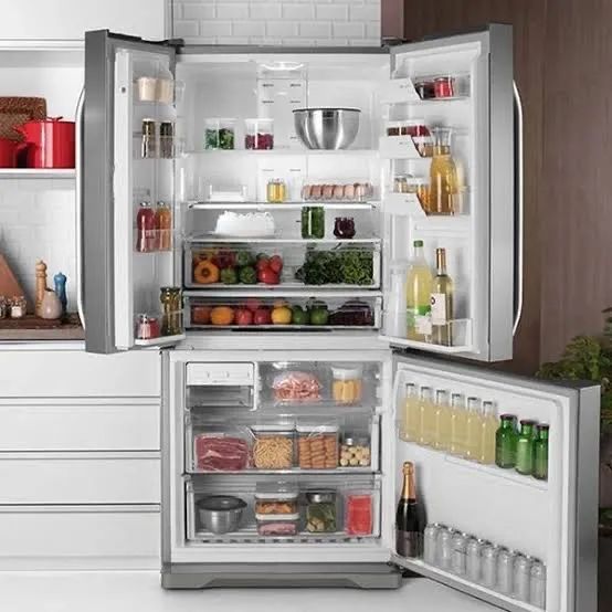 Vendo Geladeira Electrolux Frost Free 579L  3 Portas Cor Inox 