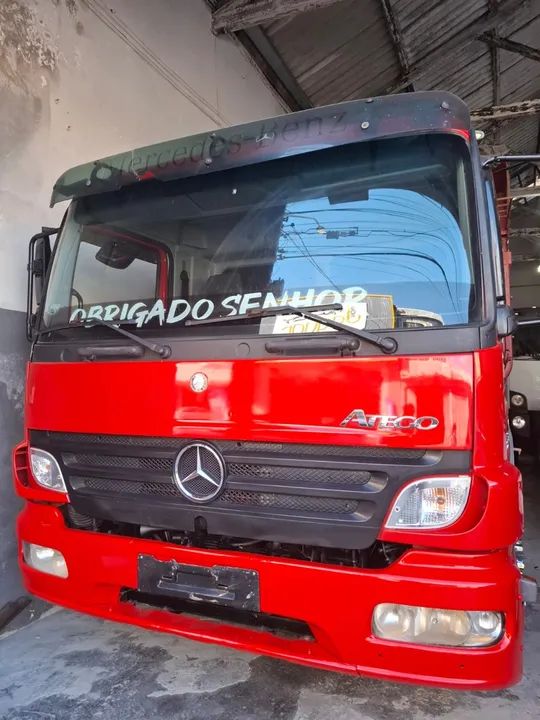 Mercedes Benz Atego - Ano: 2012 - Foto 3