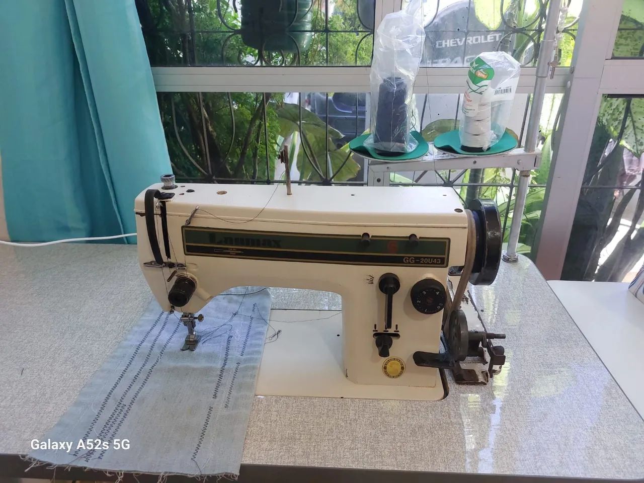Máquina de costura industrial - Foto 4