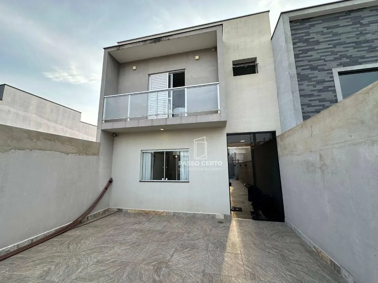 Sobrado com 3 dormitórios à venda, 117 m² por R$ 650.000,00 - Jardim Bela Vista - Araçarig