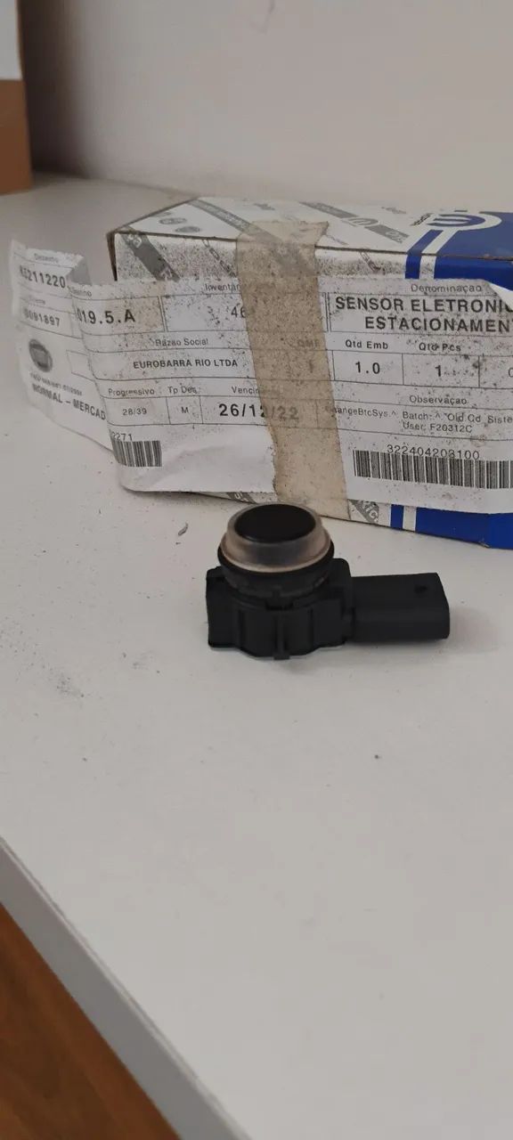 Vendo sensor de estacionamento original Fiat Toro para-choque traseiro 