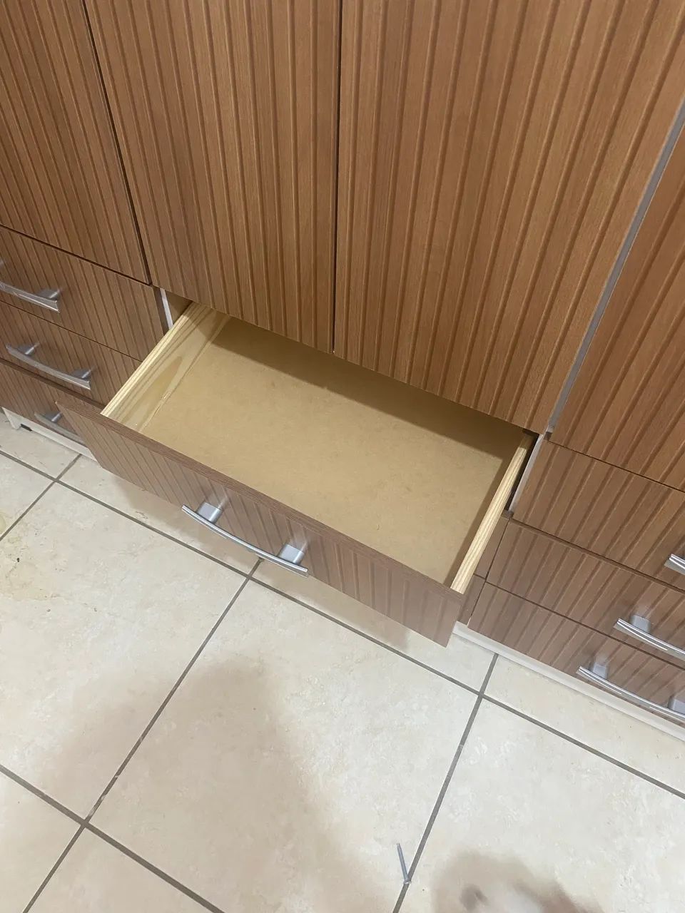 Guarda roupa 6 portas64739862352259122