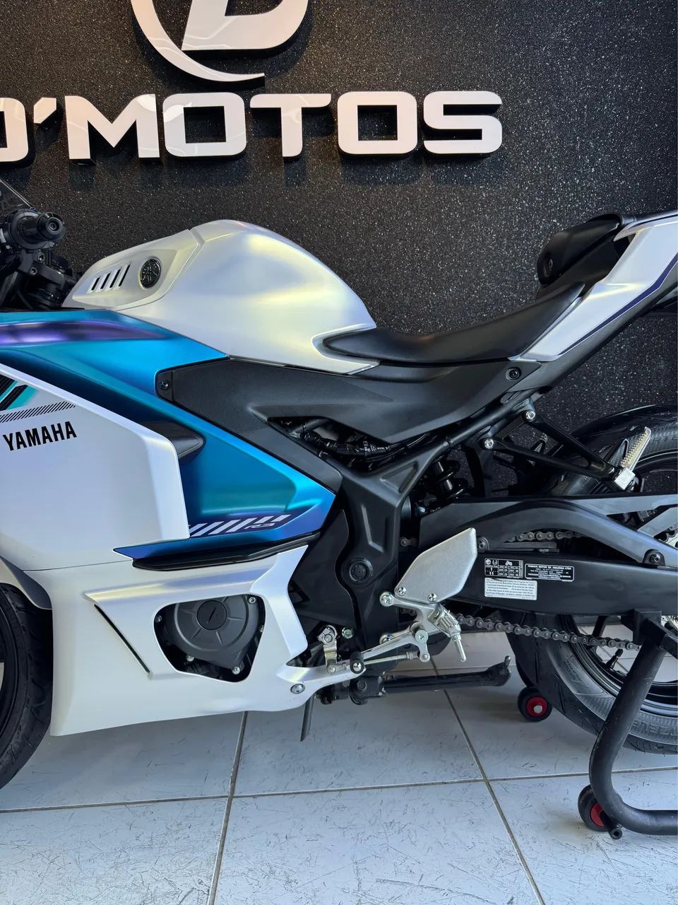 YAMAHA R3- conect- 2026 - 800KM - Foto 5
